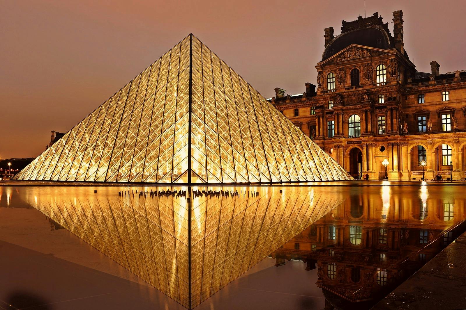 Puzzle of the Pyramids
