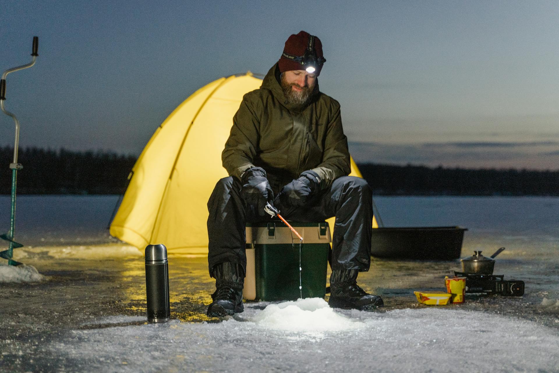Arctic Expedition: Surviving the Cold with Awesome Maths – Calculating for Warmth Arctic Expedition LearningMole Arctic Expedition LearningMole