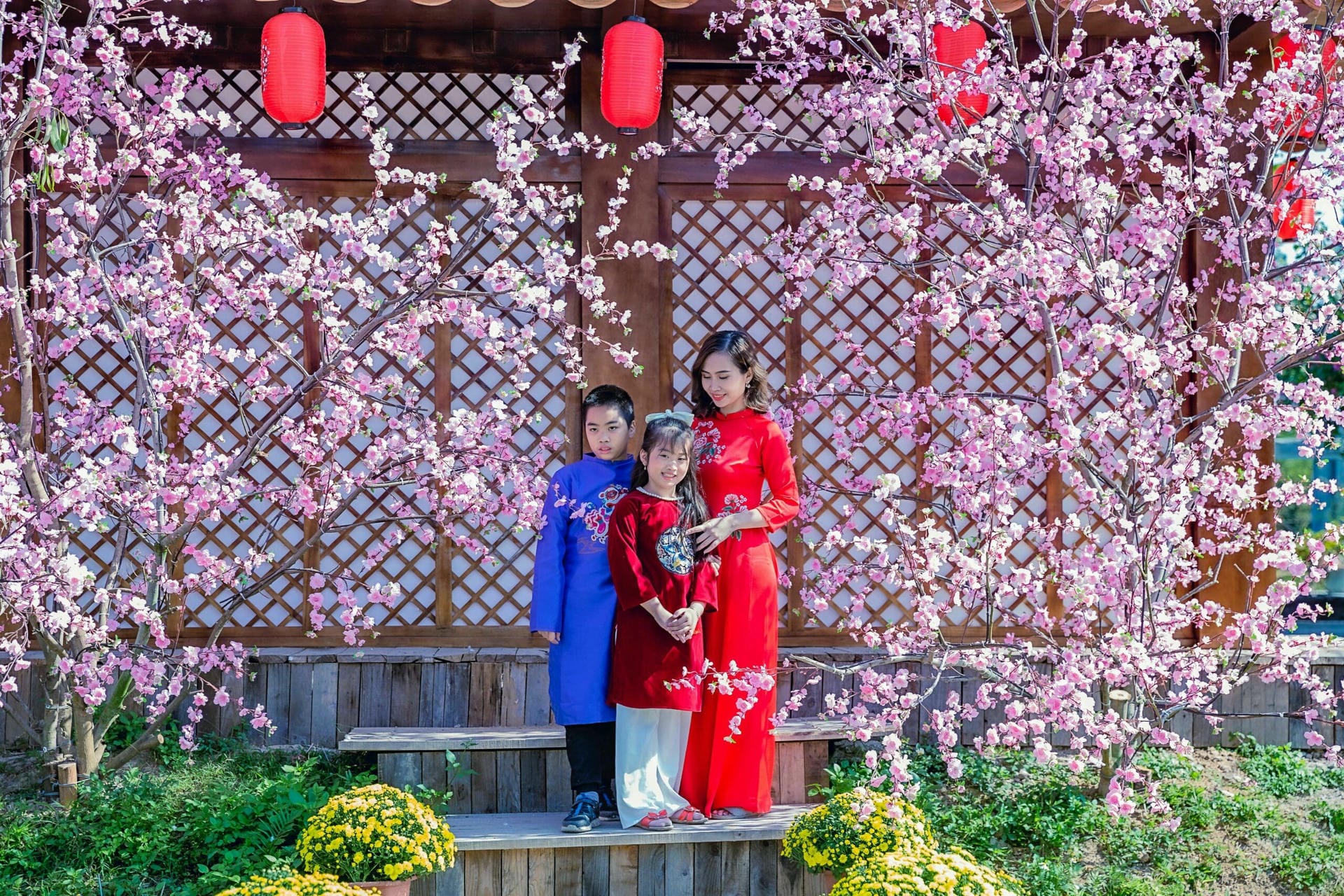 Integrating Cultural Studies into the Curriculum: Essential Strategies for Teachers Cultural Studies LearningMole Cultural Studies