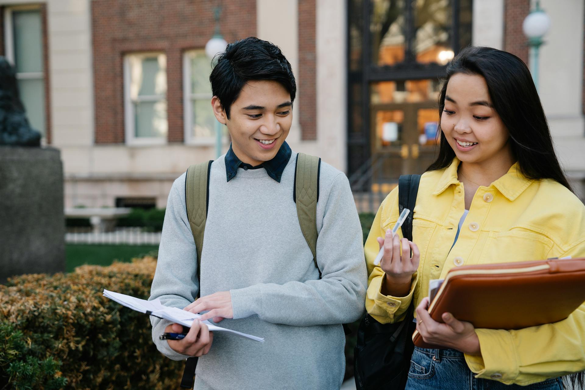 College Considerations: Navigating US University Options college consideration,Career,Higher education,US university LearningMole college consideration