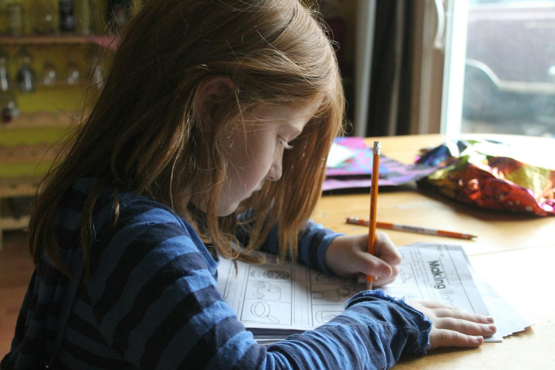 Parent Involvement in Homework: Super Strategies for Encouraging Autonomy in Your Child Parent Involvement in Homework LearningMole Parent Involvement in Homework LearningMole