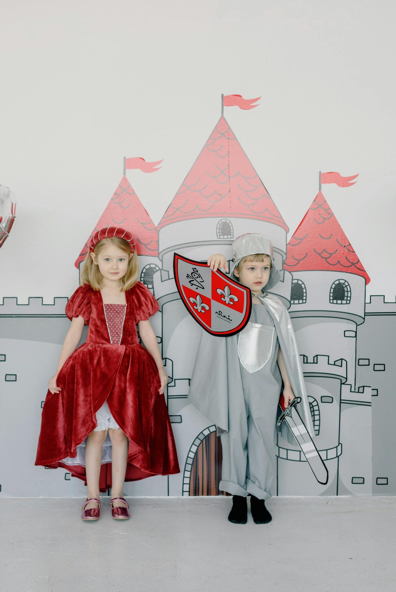 Dress Up Like Da Vinci! Fun Art History Costumes for Kids - Bring the Renaissance to Life Da Vinci LearningMole Da Vinci LearningMole