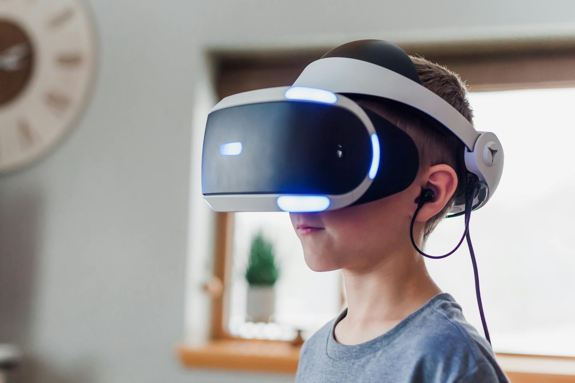 The Impact of Virtual Reality on Game Design Trends and Awesome Player Experience Game Design LearningMole Game Design LearningMole