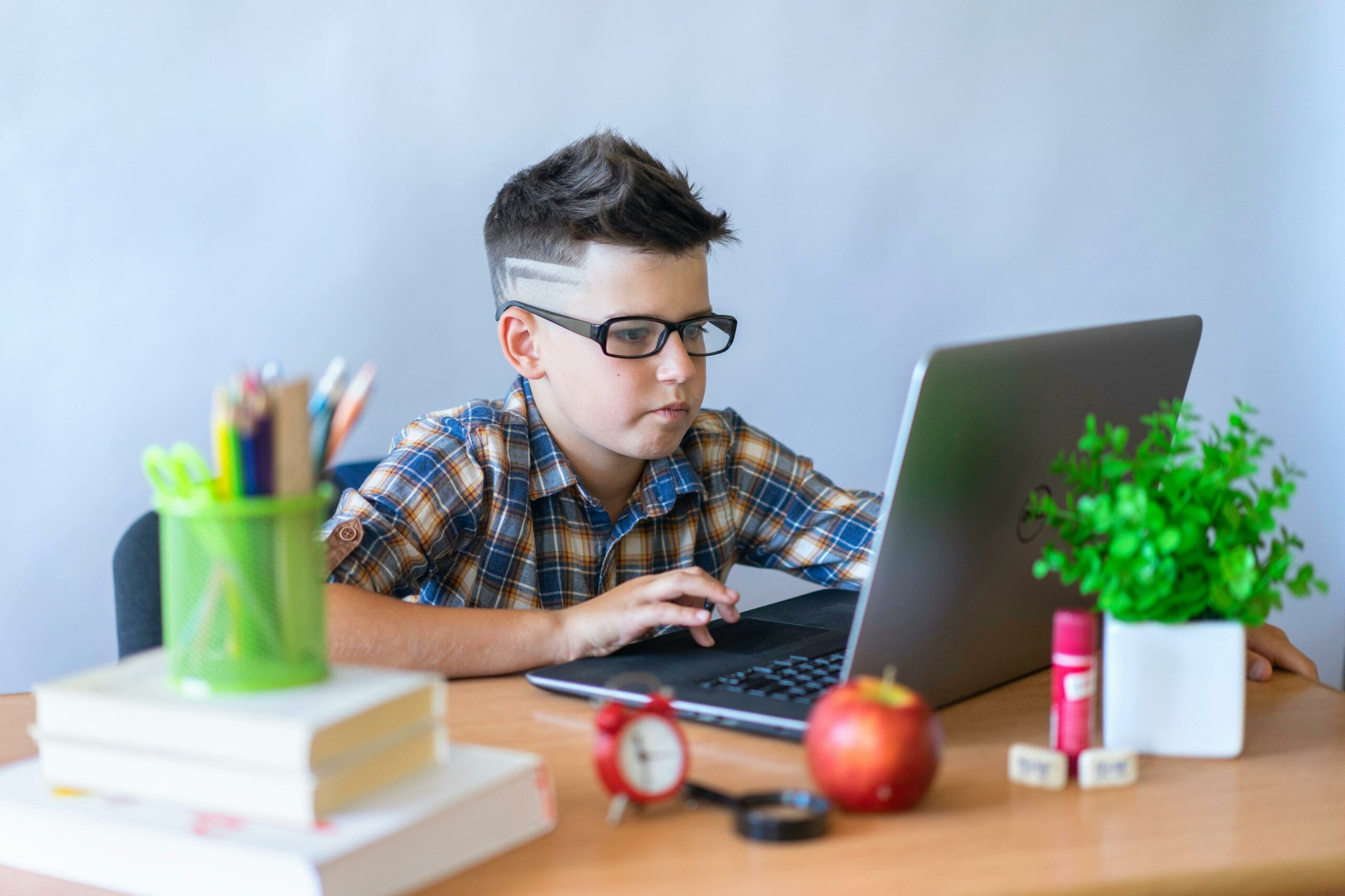 Internet Safety for Kids - Tips for Secure Online Navigation Internet Safety LearningMole Internet Safety for Kids