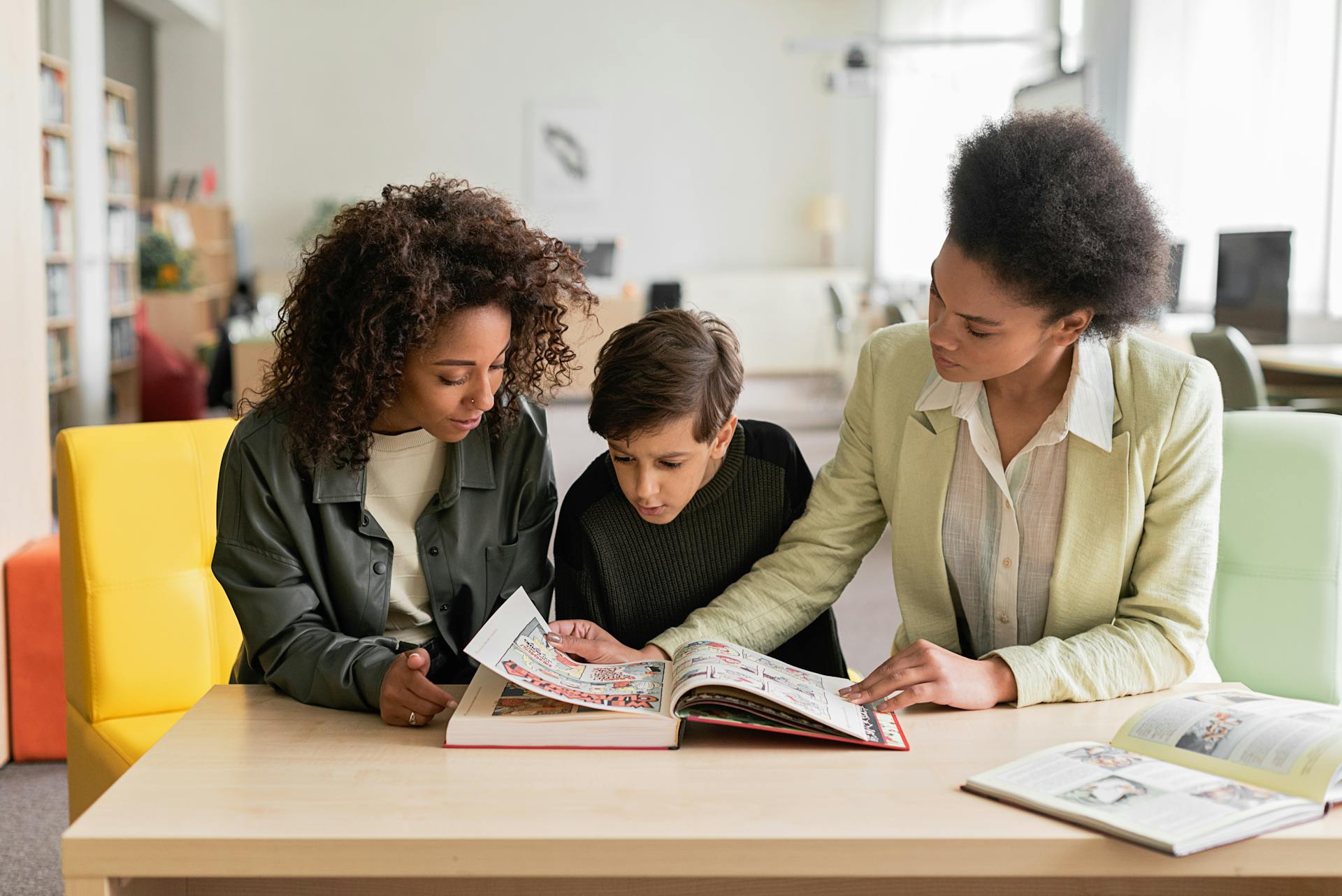 Multicultural Storytelling: Captivating Young Minds with Global Tales Multicultural Storytelling LearningMole Multicultural Storytelling LearningMole