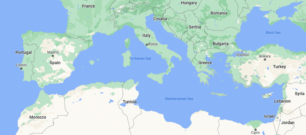 8 Remarkable Seas and Lakes on Earth to Learn About Seas, Lakes LearningMole Seas and Lakes