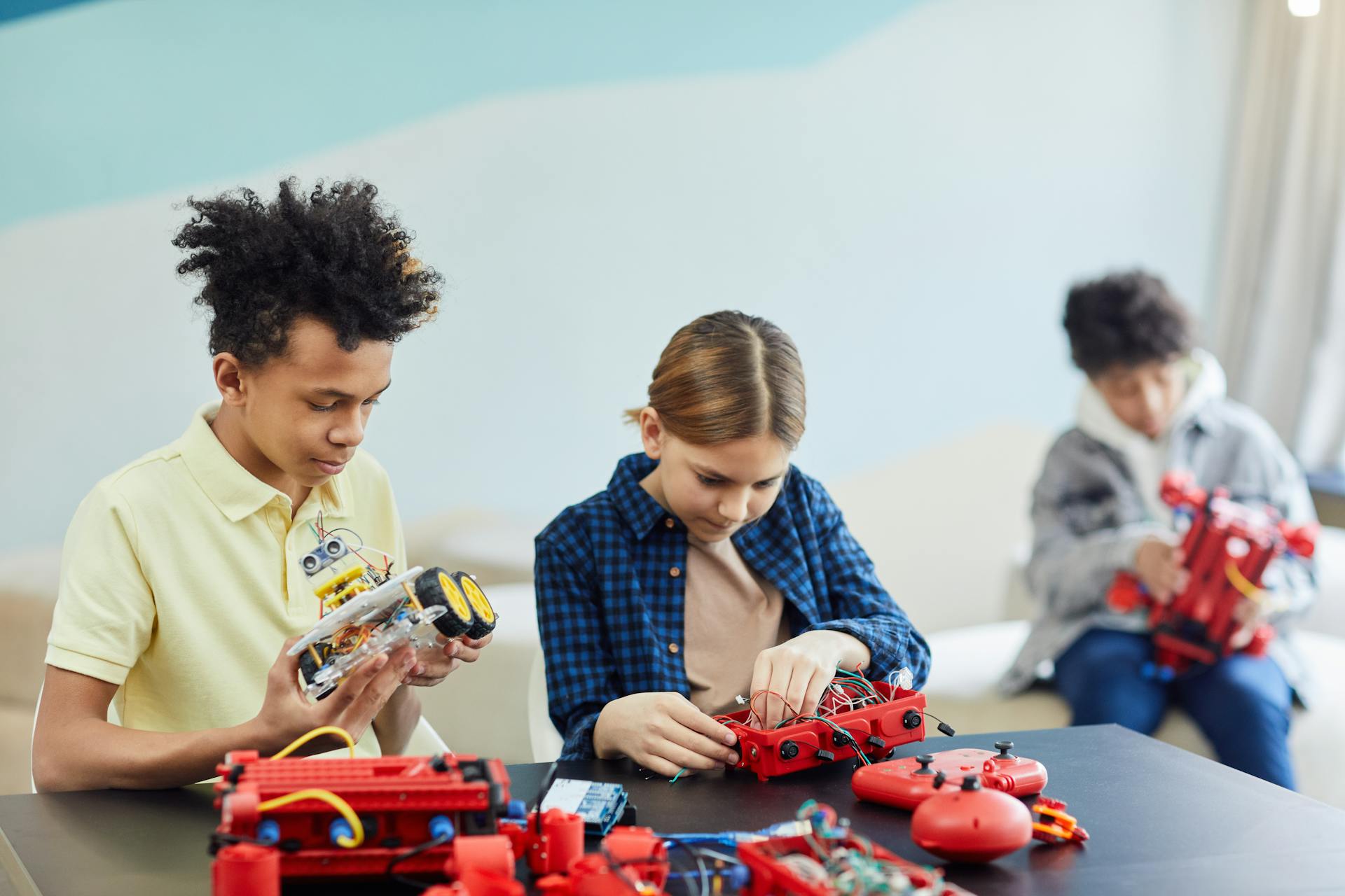 Robotics Projects for Kids: Engaging & Exciting Activities Robotics Projects,STEM,educational technology LearningMole Robotics Projects